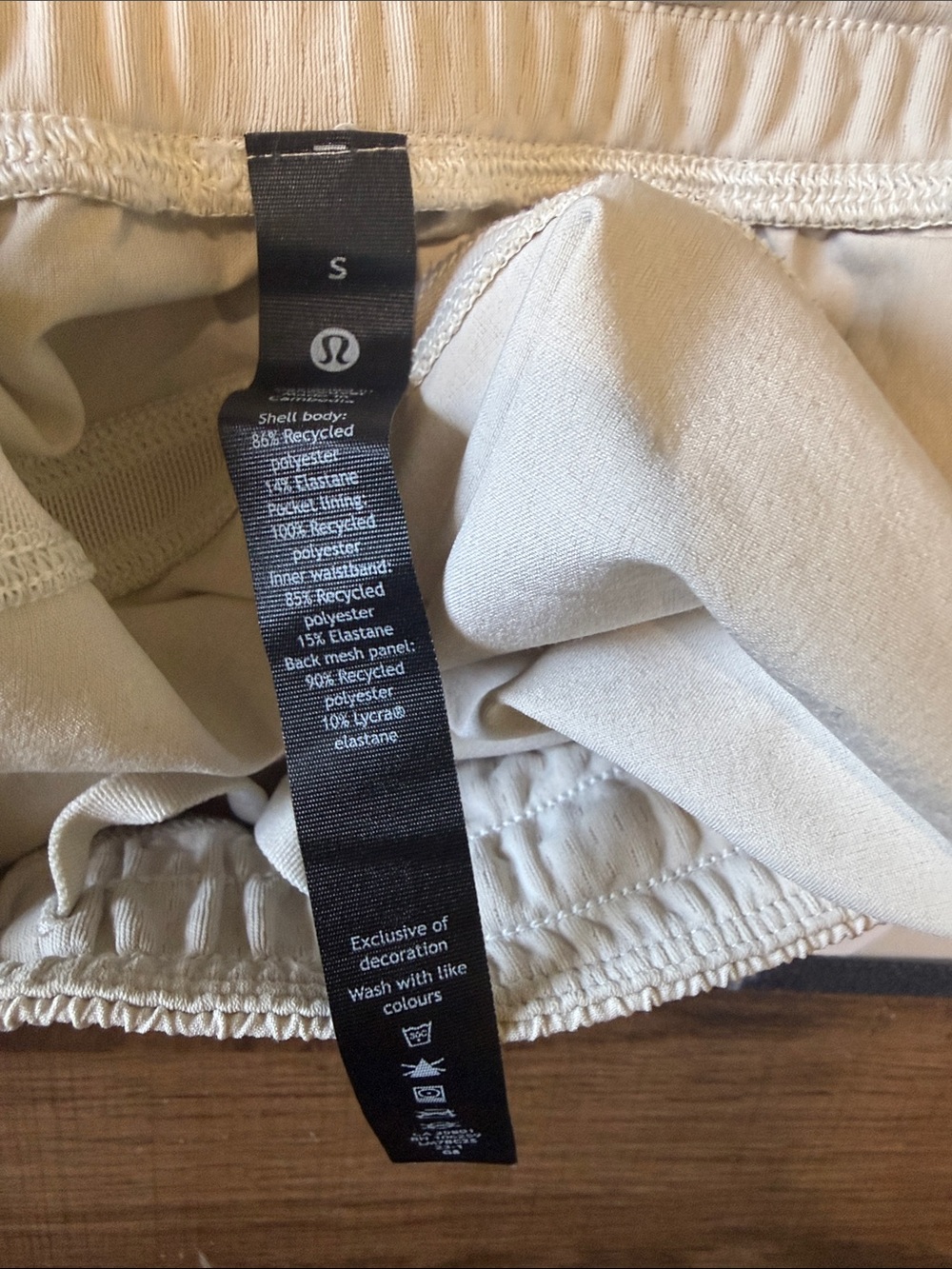 Lululemon - Picture 6 of 6
